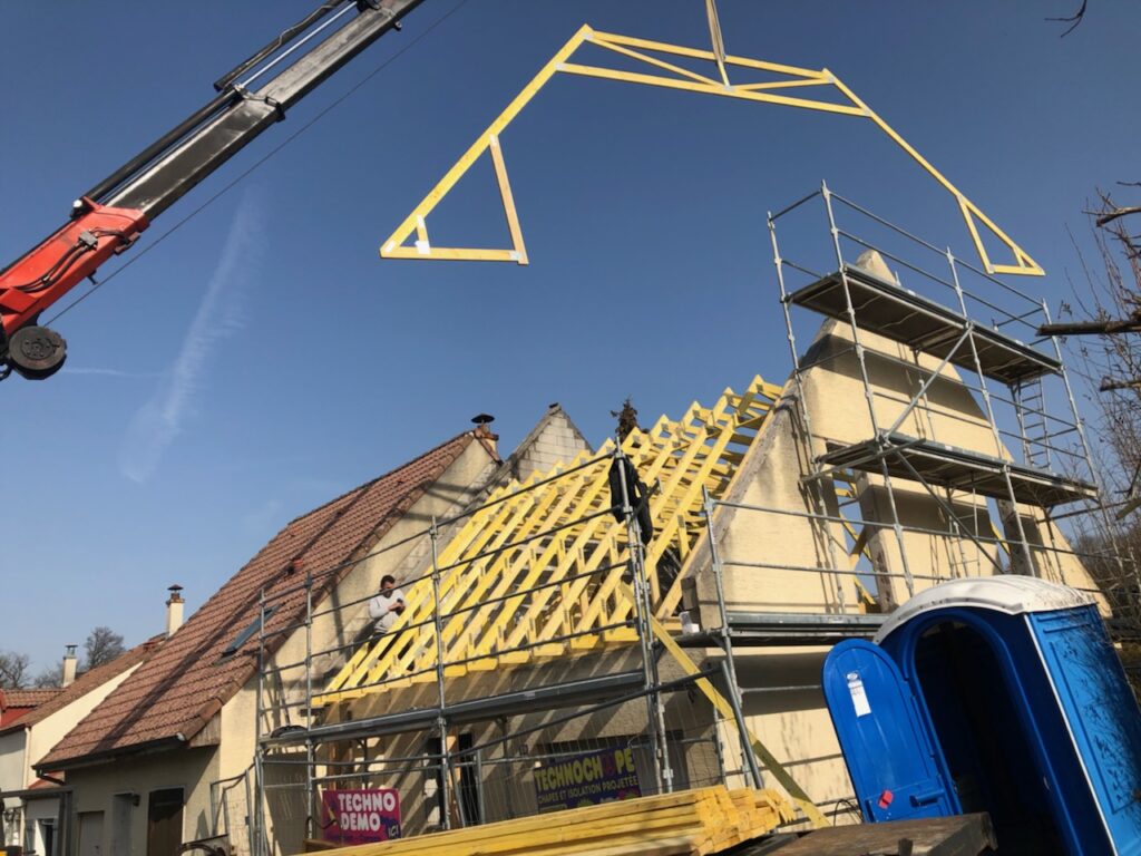 charpentier Haute-Saône grue